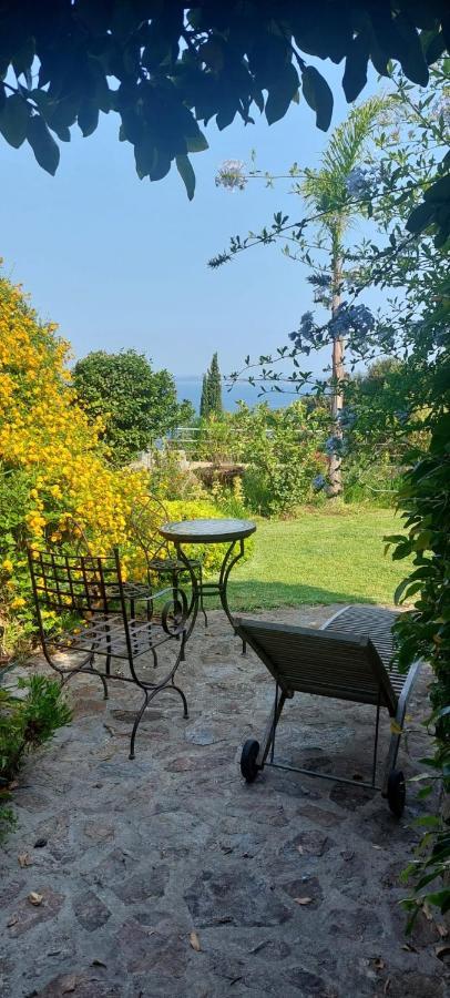 Villa Du Bau Rouge Carqueiranne Exteriör bild