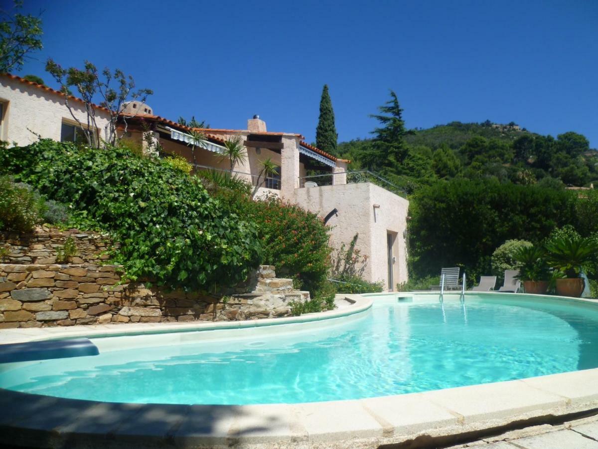 Villa Du Bau Rouge Carqueiranne Exteriör bild